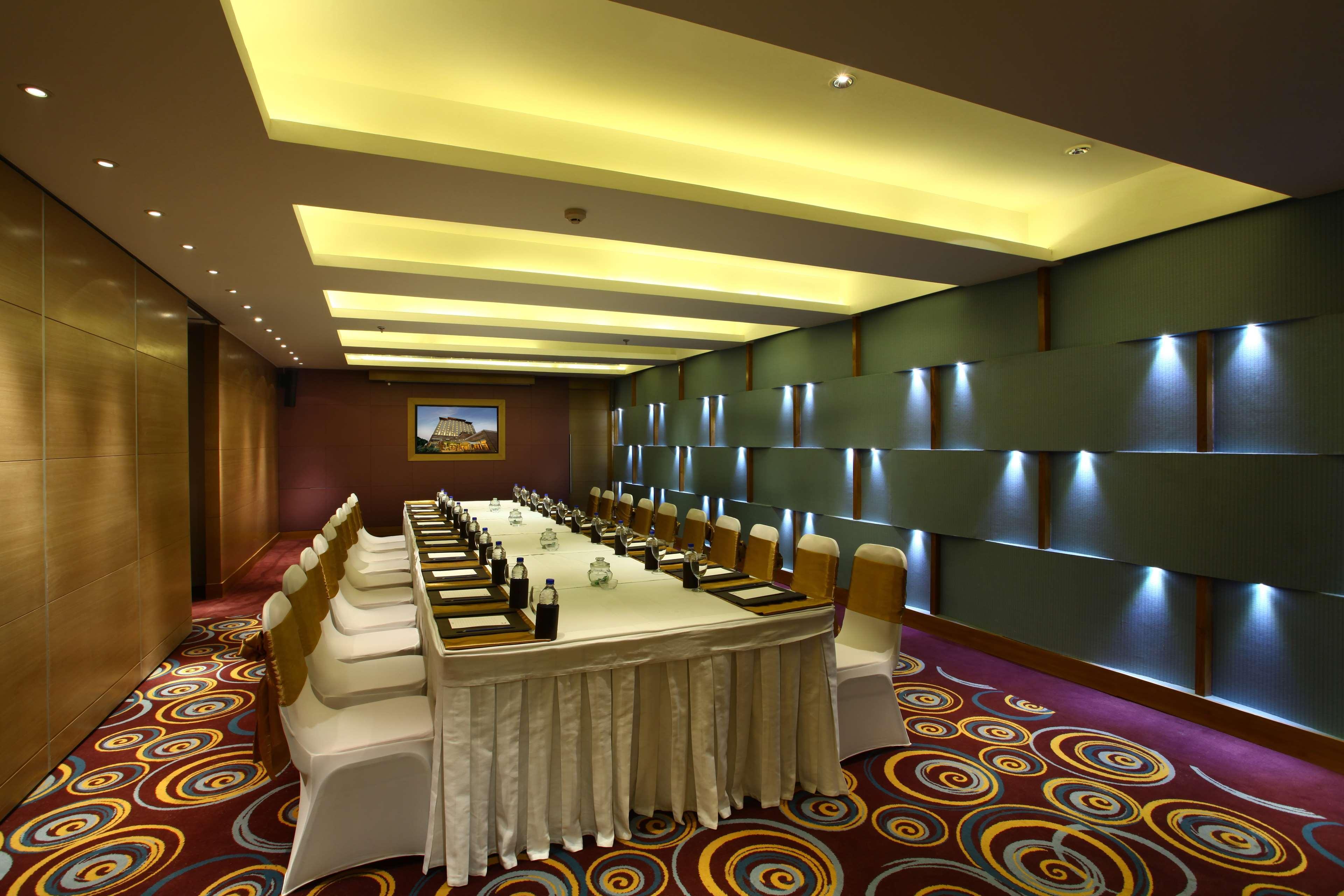 Готель Park Plaza Shahdara Нью-Делі Бізнес фото